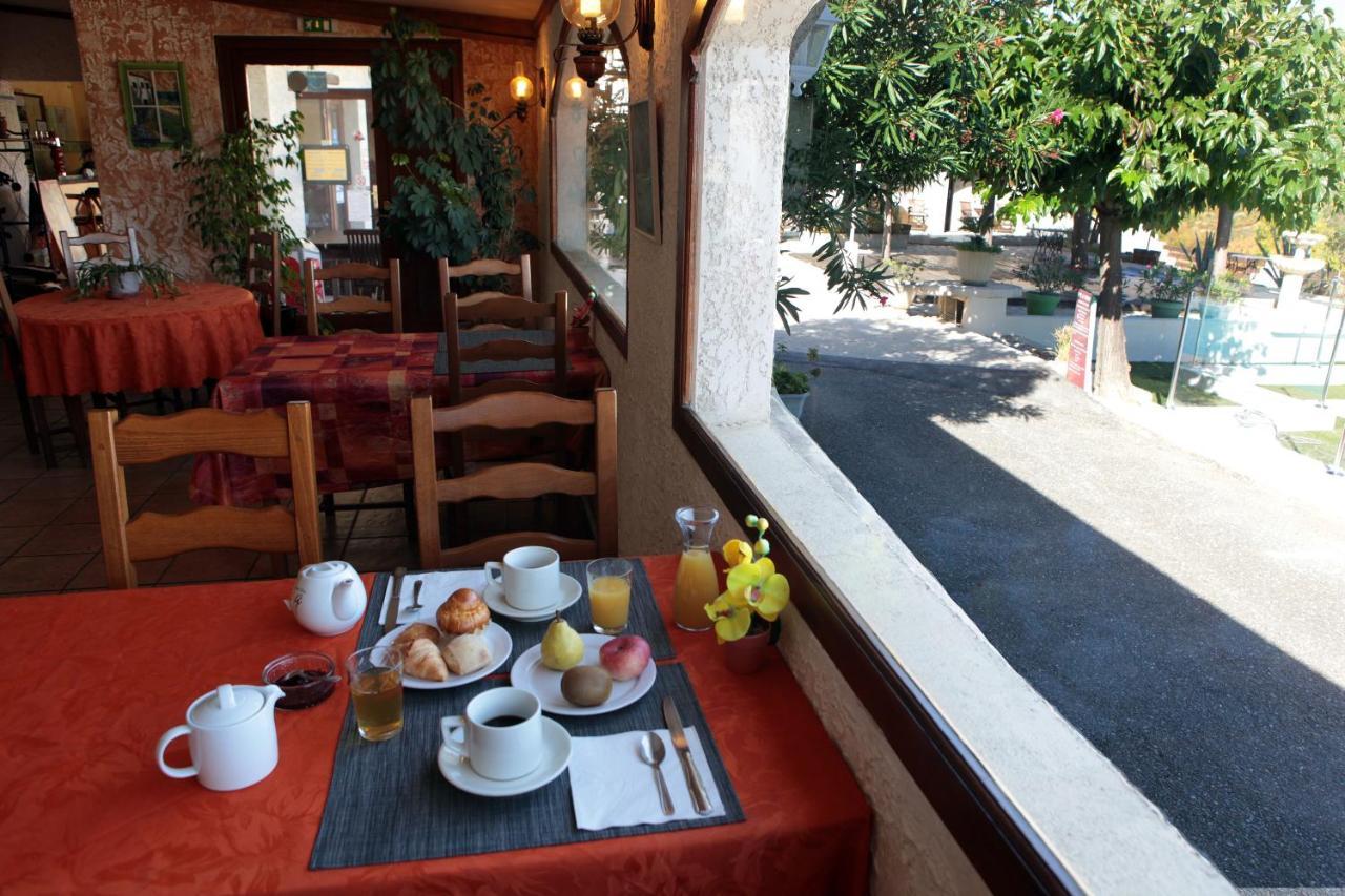 Logis Hotel Le Pressoir Saint-Chinian Exterior photo